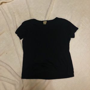 L. L. BEAN black v-neck t shirt